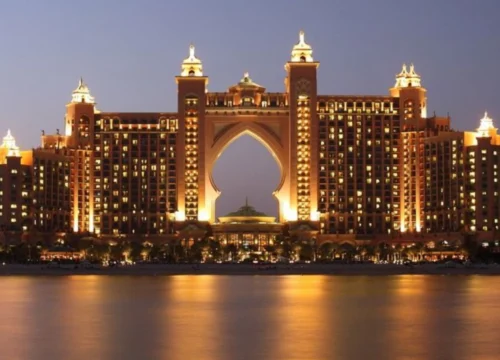 Atlantis The Palm – Iconic 5-Star Beach Resort on Palm Jumeirah, Dubai